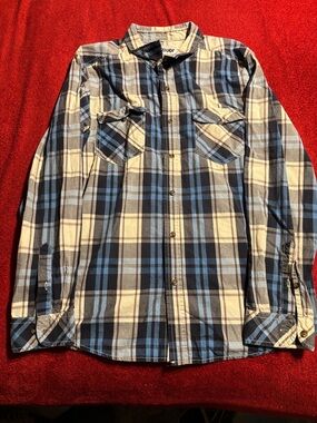 Plugg Men's Blue Plaid Button-Up Shirt size Large